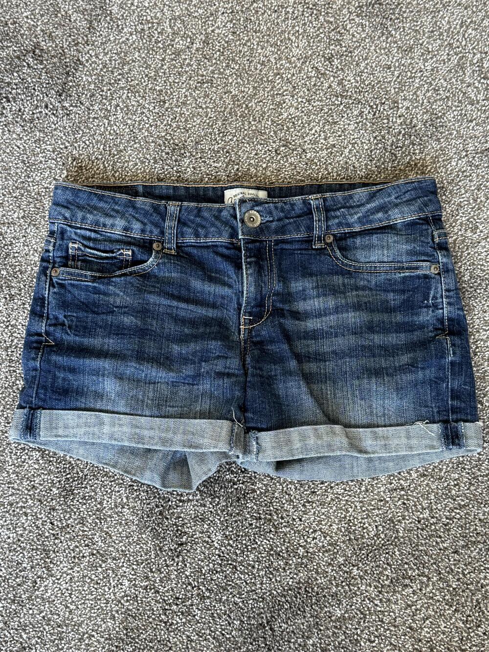 Aeropostale Shorts Juniors 5/6 Blue Denim Cut Off Cuffed Embroidered Pockets